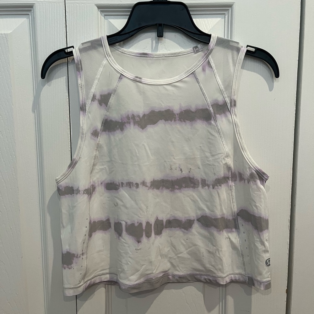 Lululemon Athletica Sculpt Cropped Tank in Transverse Lilac Multi/White